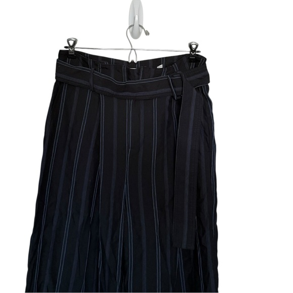 Vince Dobby Stripe Belted Wide Leg Pant - Picture 6 of 10
